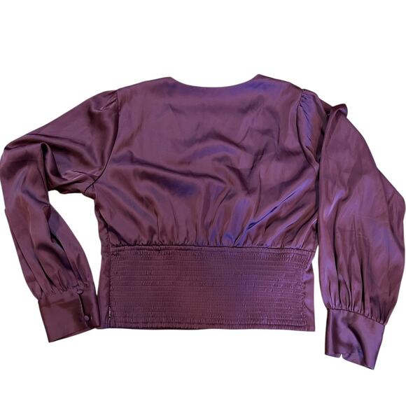 ABERCROMBIE & FITCH Burgandy Cropped Silky Satin Long Sleeve Top Women's LARGE - Picture 2 of 11